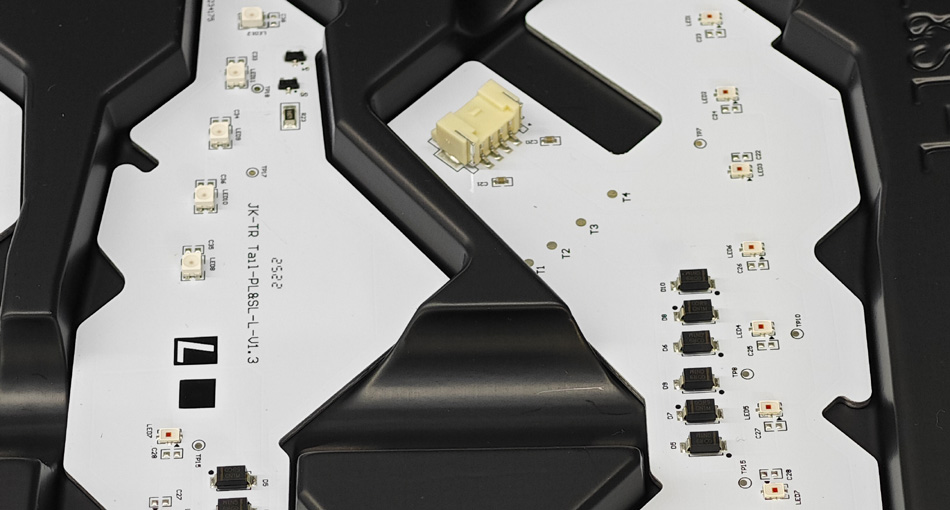 ປຶກສາຫາລືກ່ຽວກັບການຄວບຄຸມຄ່າໃຊ້ຈ່າຍແລະຍຸດທະສາດໃນໄລຍະຍາວສໍາລັບໂຮງງານ PCBA